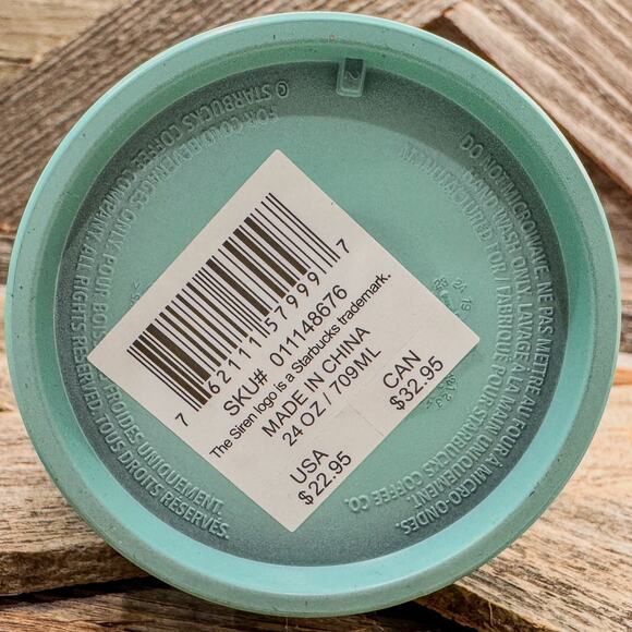 NWT-Starbucks-2024-Valentines Day Tri-Color Gradient Grid-24floz Cold Tumbler - Picture 6 of 8